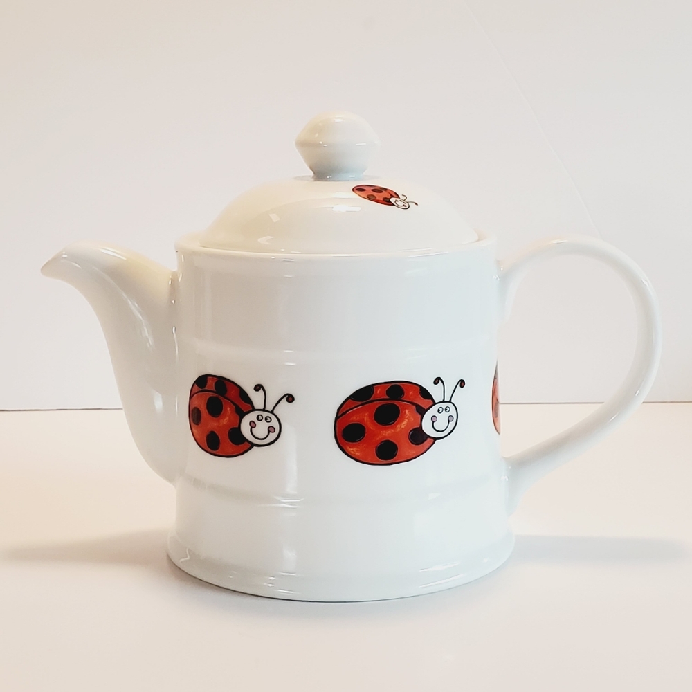 Fermenton Ladybug Design on White Teapot